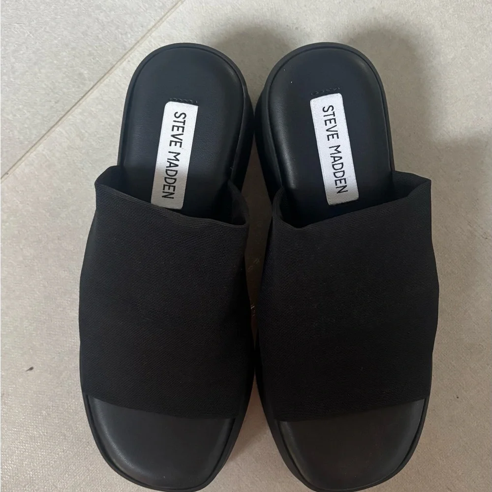 Steve Madden Black Platform Slide Sandals